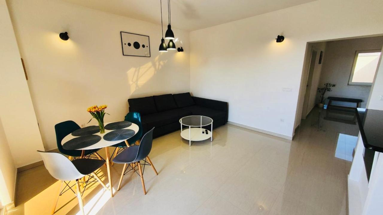 Apartman Petar Ražanac Esterno foto