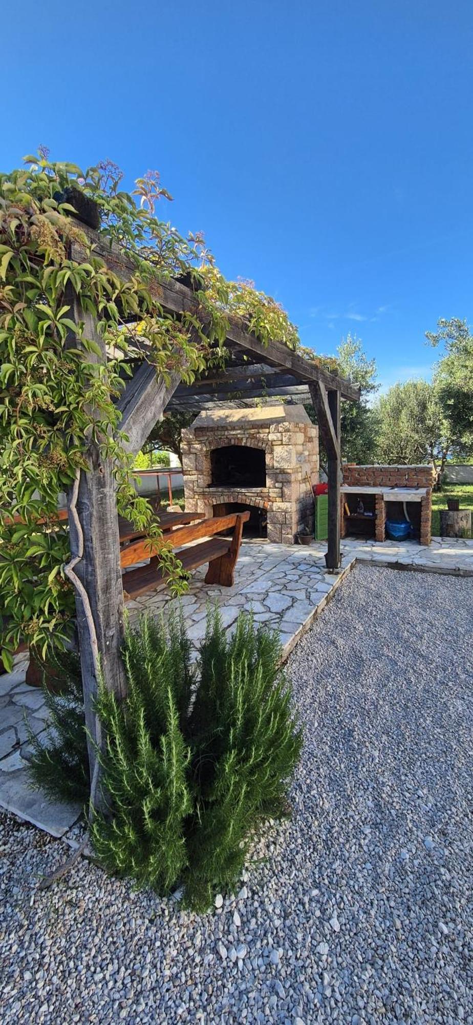 Apartman Petar Ražanac Esterno foto